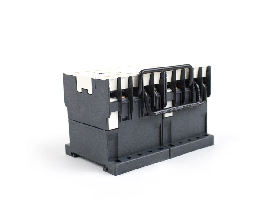 CM Reversing Contactor (24V Coil) - Image 3