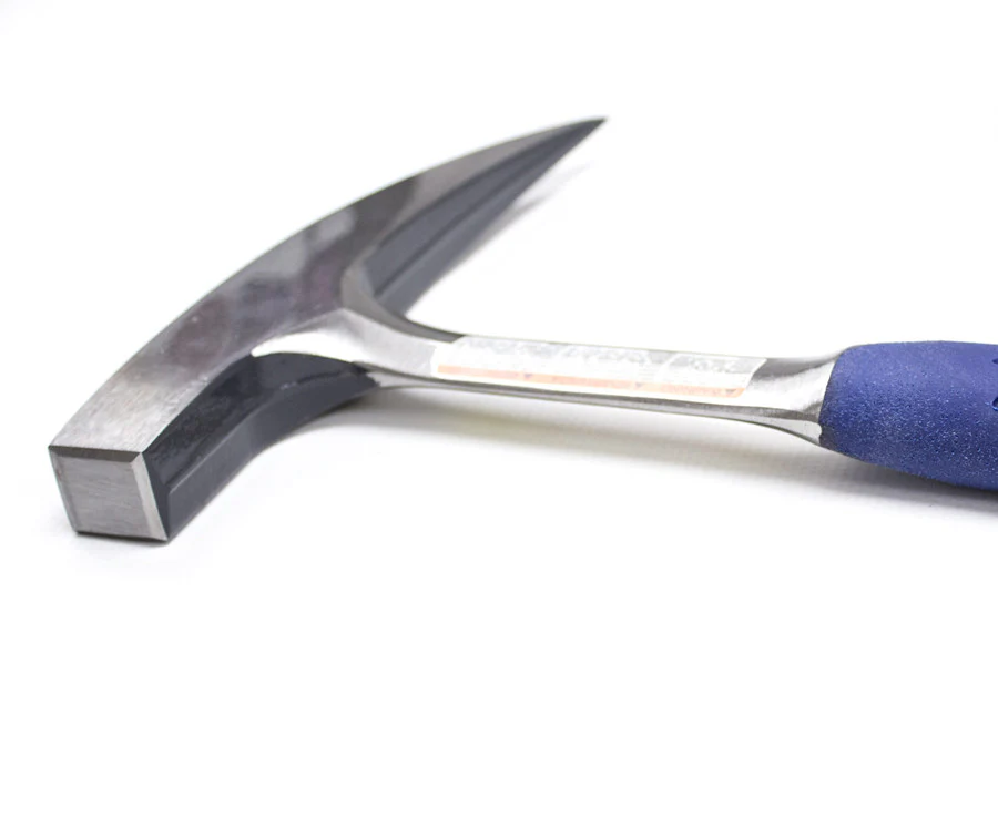 Estwing 22 oz. Solid Steel Rock Pick Hammer - Image 4
