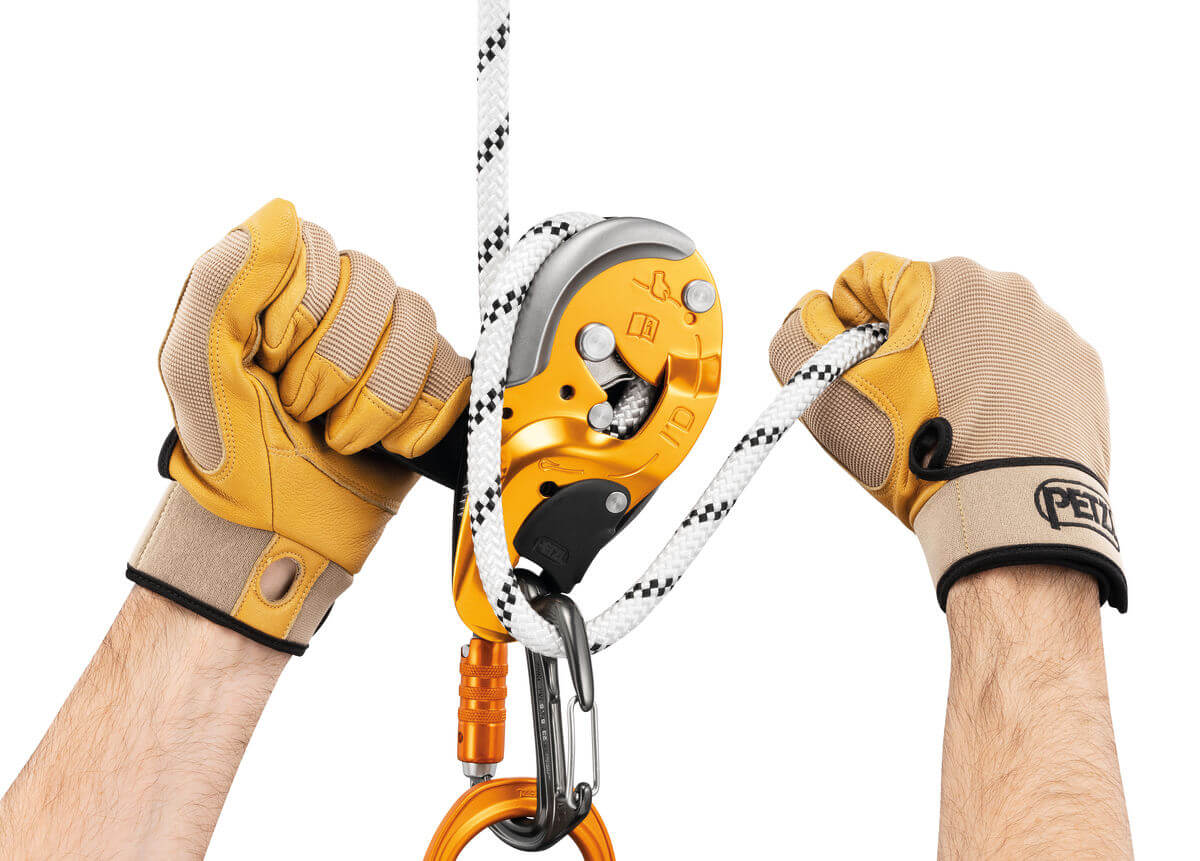 Petzl FREINO Z Carabiner - Image 3