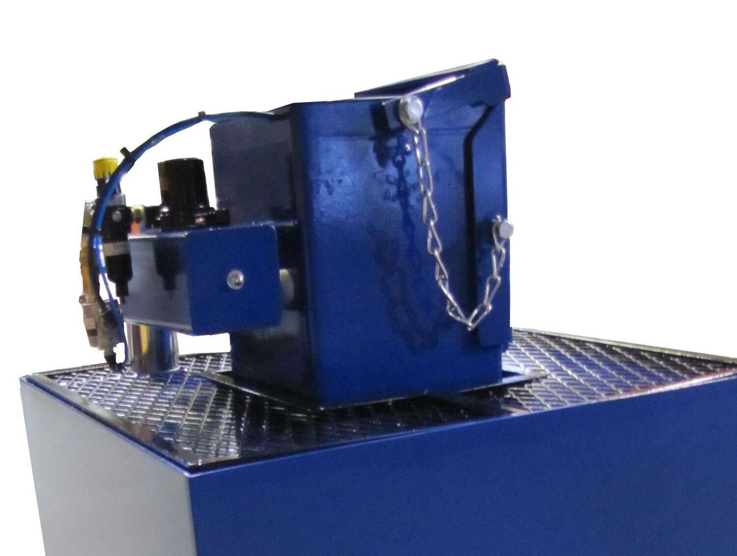 Vestil Manufacturing Corp Aerosol Can Crusher - Image 4
