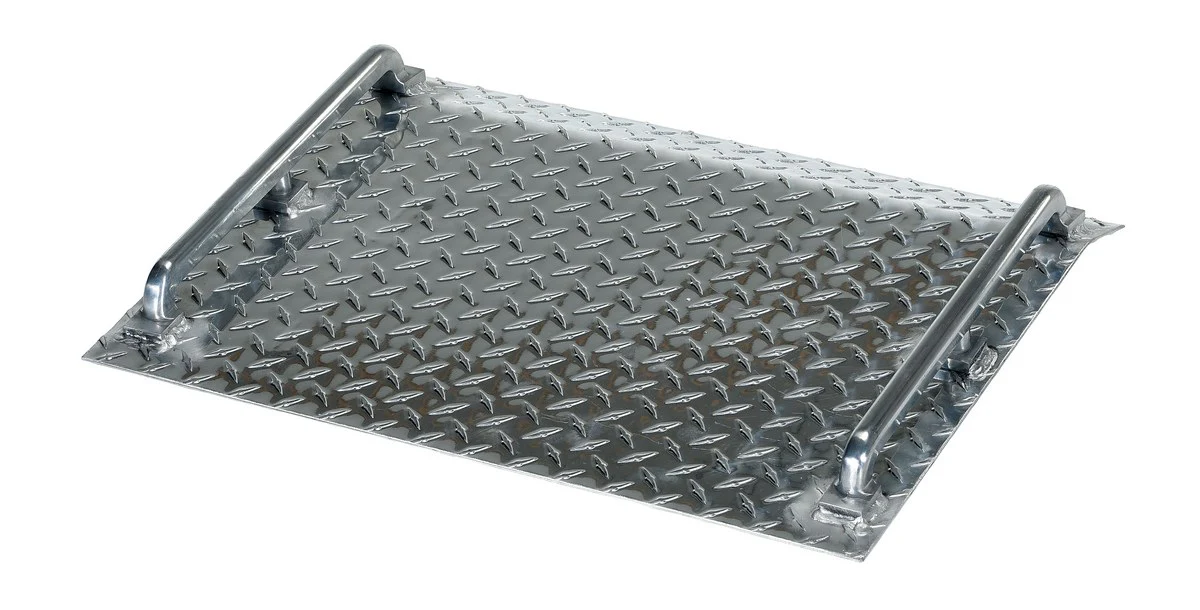 Vestil Manufacturing Corp Aluminum Mini Dockplates - Image 4