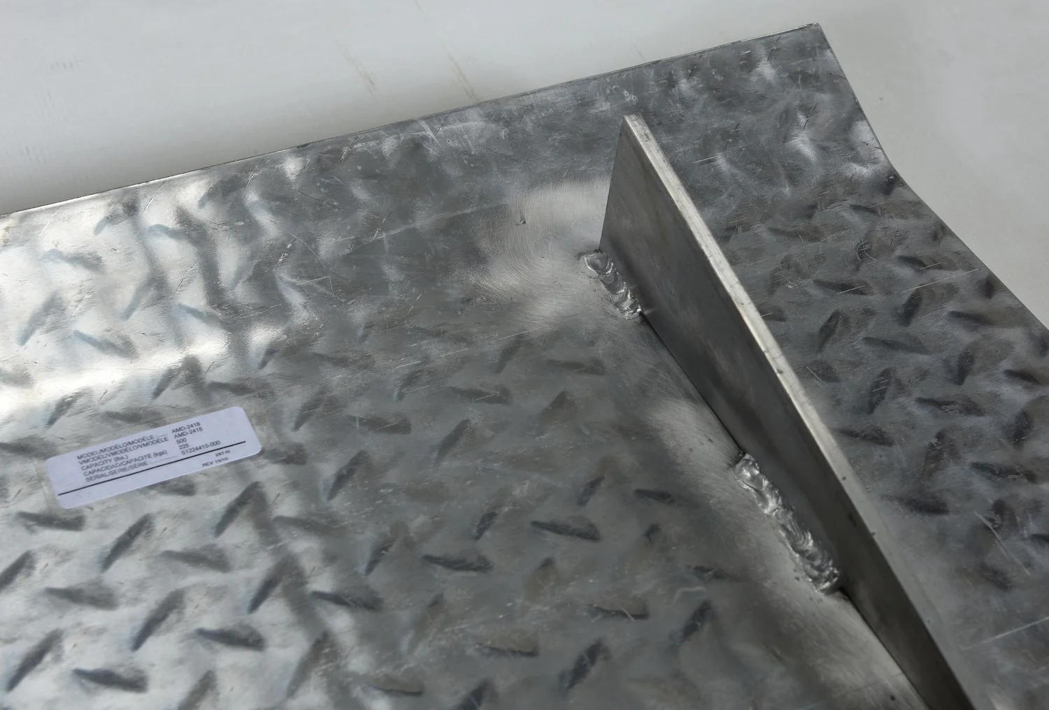 Vestil Manufacturing Corp Aluminum Mini Dockplates - Image 5