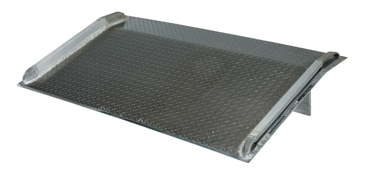 Vestil Manufacturing Corp Aluminum Truck Dockboards (Welded Aluminum Curbs) - Image 2
