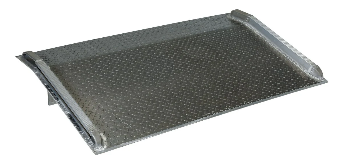 Vestil Manufacturing Corp Aluminum Truck Dockboards (Welded Aluminum Curbs) - Image 3