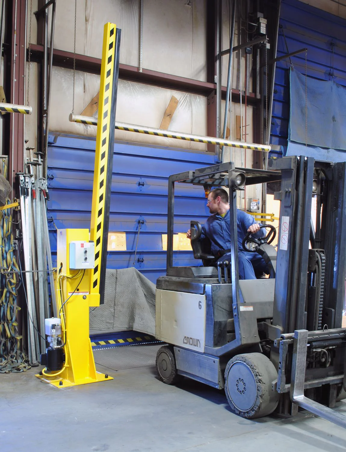 Vestil Manufacturing Corp Dock Barricades - Image 6