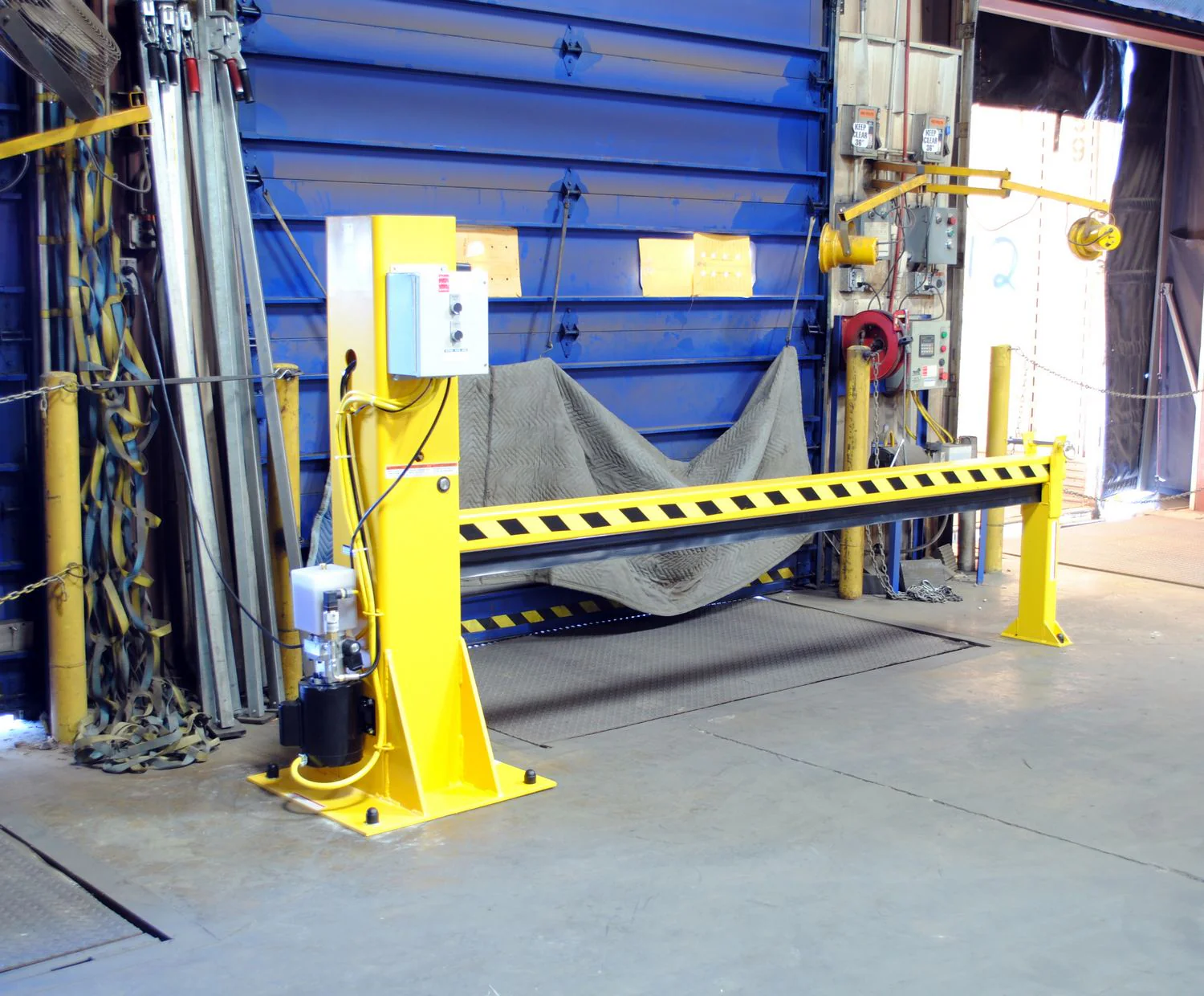 Vestil Manufacturing Corp Dock Barricades - Image 7