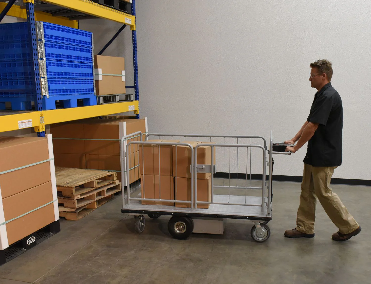 Vestil Manufacturing Corp Electric Material Handling Cart - Image 6