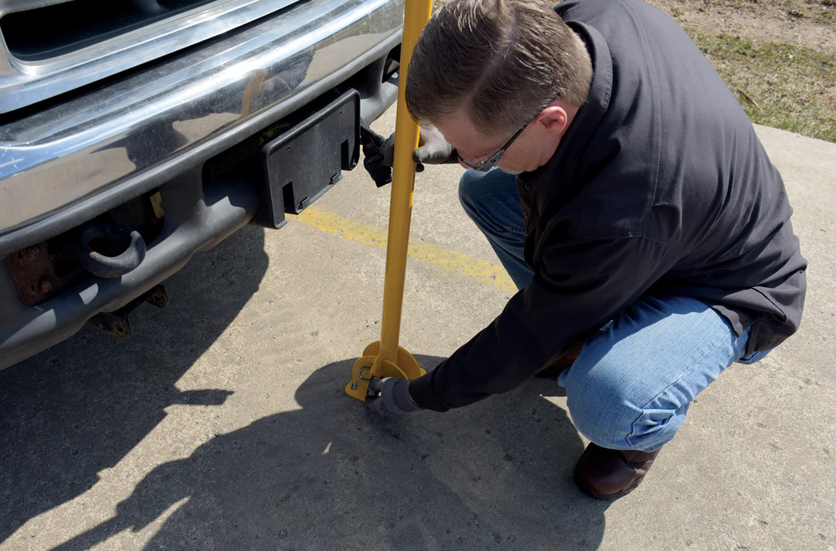 Vestil Manufacturing Corp Folding Bollards - Image 8