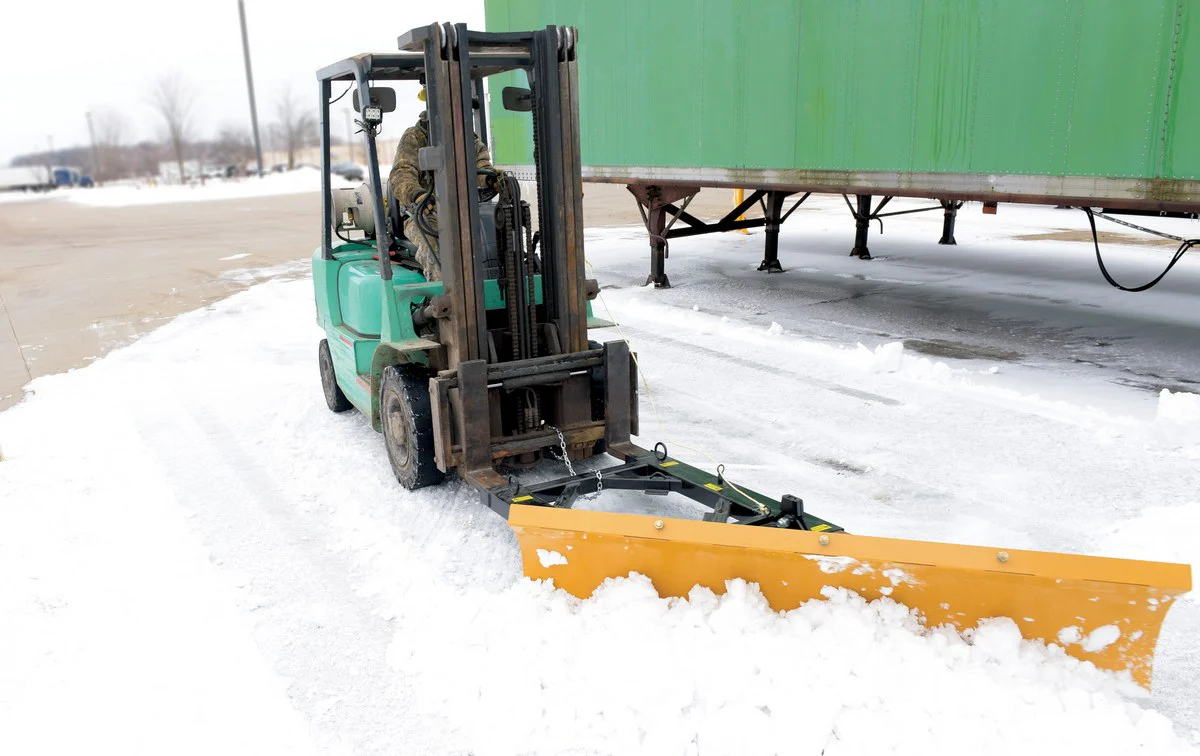 Vestil Manufacturing Corp Fork Mounted Snow Plow Blades - Image 6