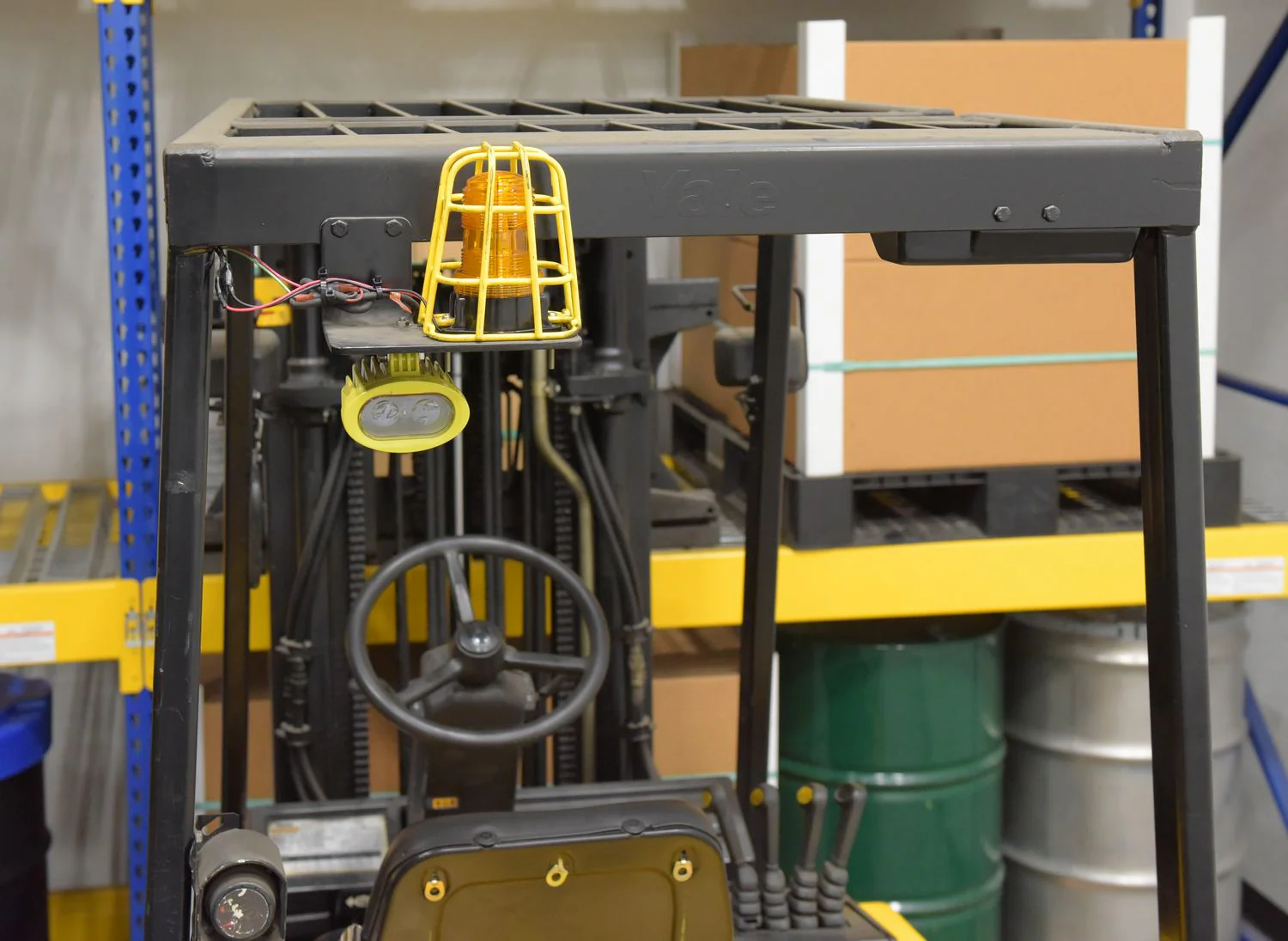 Vestil Manufacturing Corp Fork Truck Safety & Warning Light - Image 4