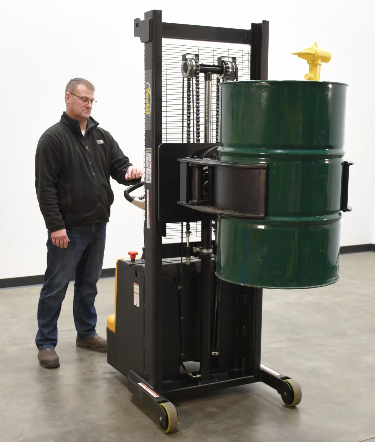 Vestil Manufacturing Corp Fully Powered Vertical Gripper/Rotator - Image 7