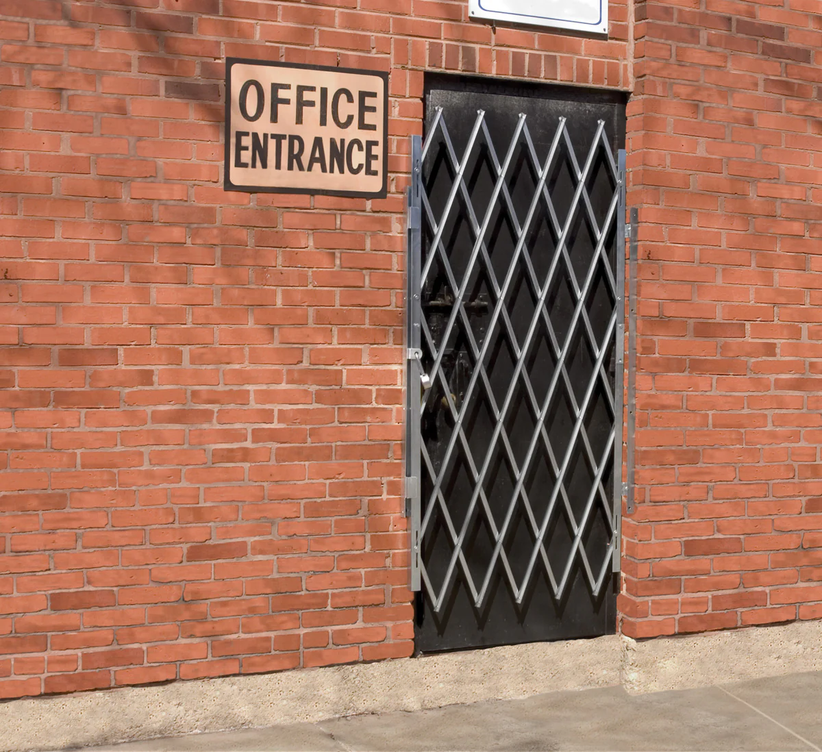 Vestil Manufacturing Corp Galvanized Door Scissor Gates - Image 8
