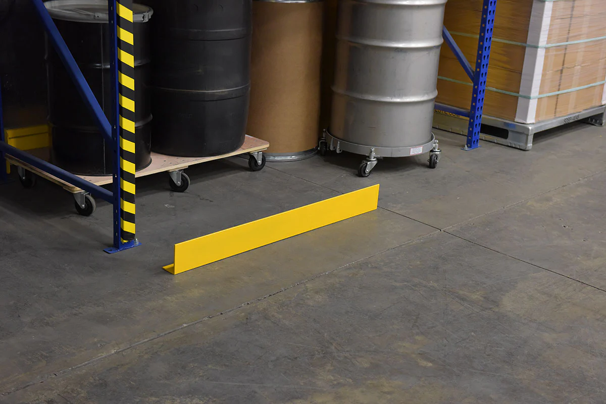 Vestil Manufacturing Corp Inline Safety Guard Floor Curb - Image 7
