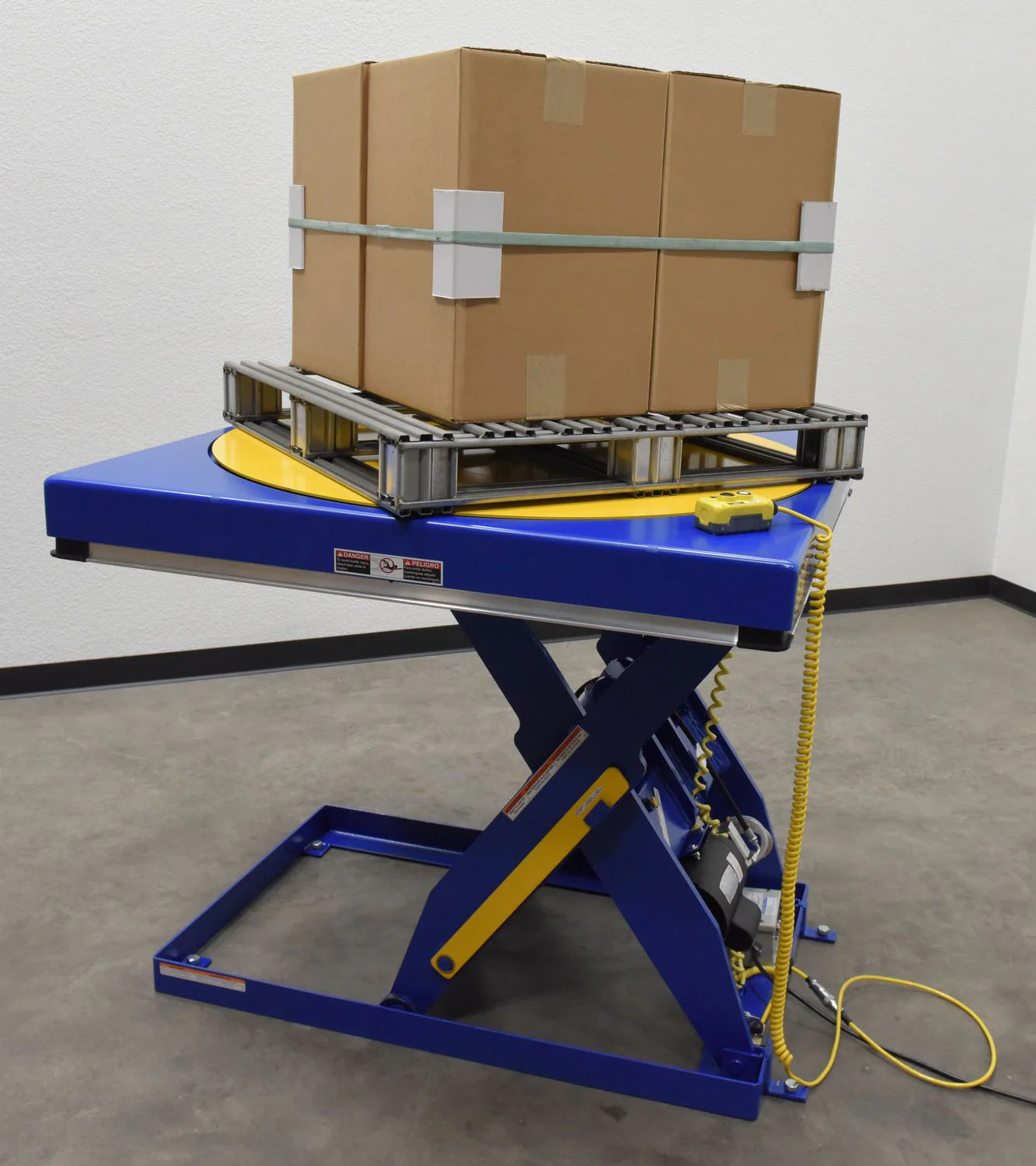 Vestil Manufacturing Corp Manual Built-In Carousel for Scissor Tables - Image 7