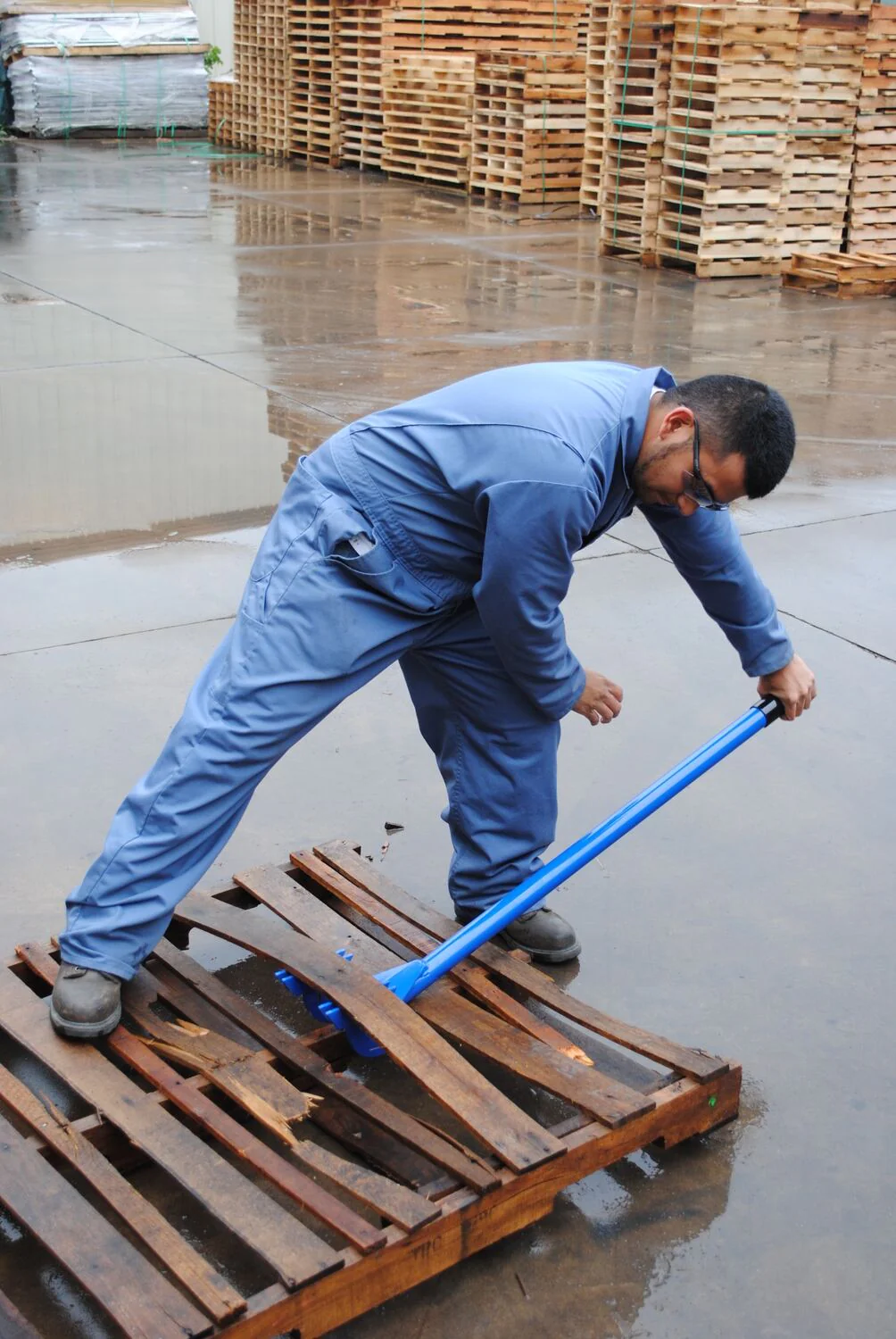 Vestil Manufacturing Corp Pallet Busters - Image 4