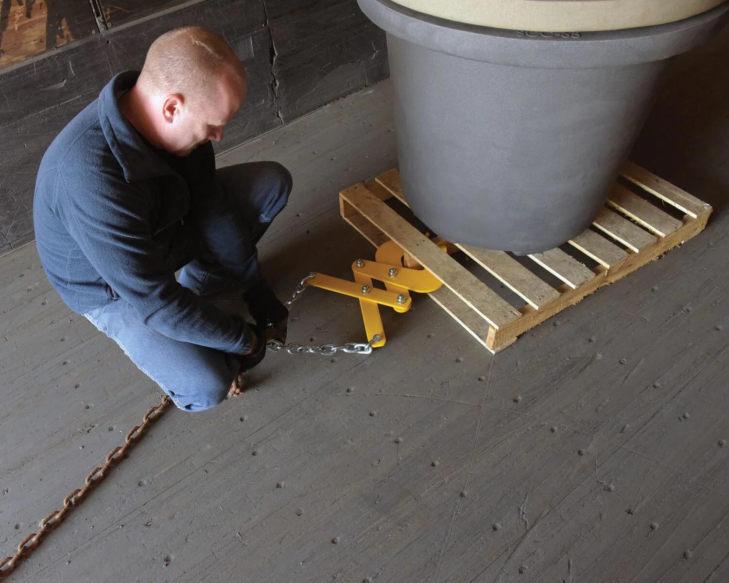 Vestil Manufacturing Corp Pallet Pullers - Image 7