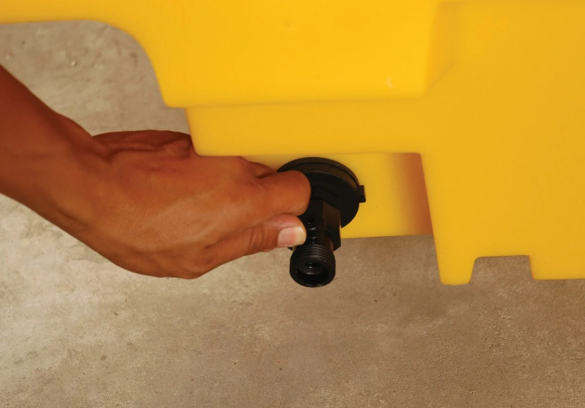 Vestil Manufacturing Corp Pallet Rack Sump - Image 2