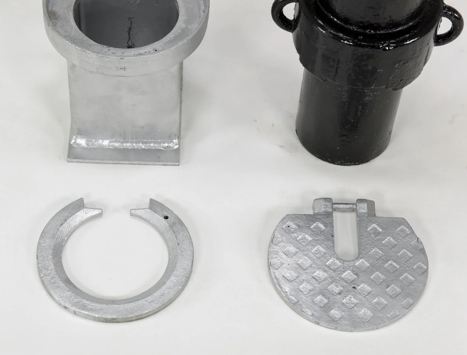 Vestil Manufacturing Corp Removable Ornamental Steel Bollards - Image 7