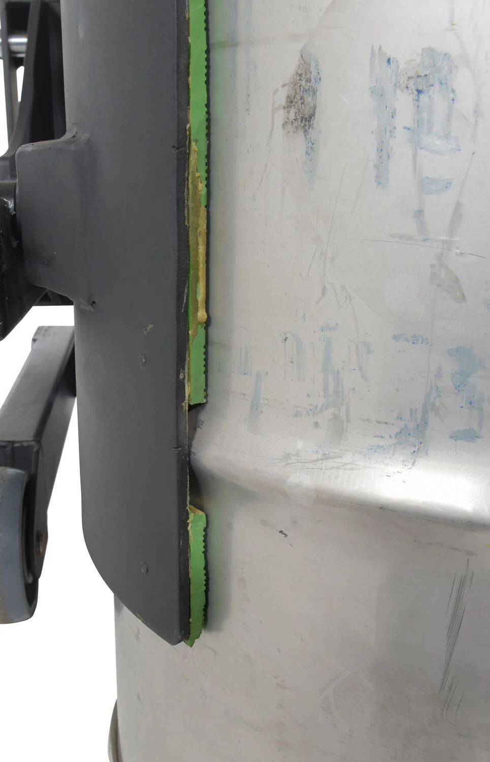 Vestil Manufacturing Corp Semi-Electric Powered Drum Gripper - Image 7