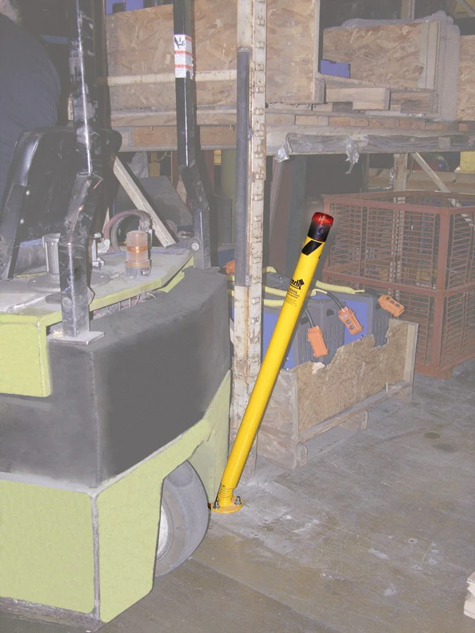 Vestil Manufacturing Corp Spring Loaded Steel Bollards - Image 4