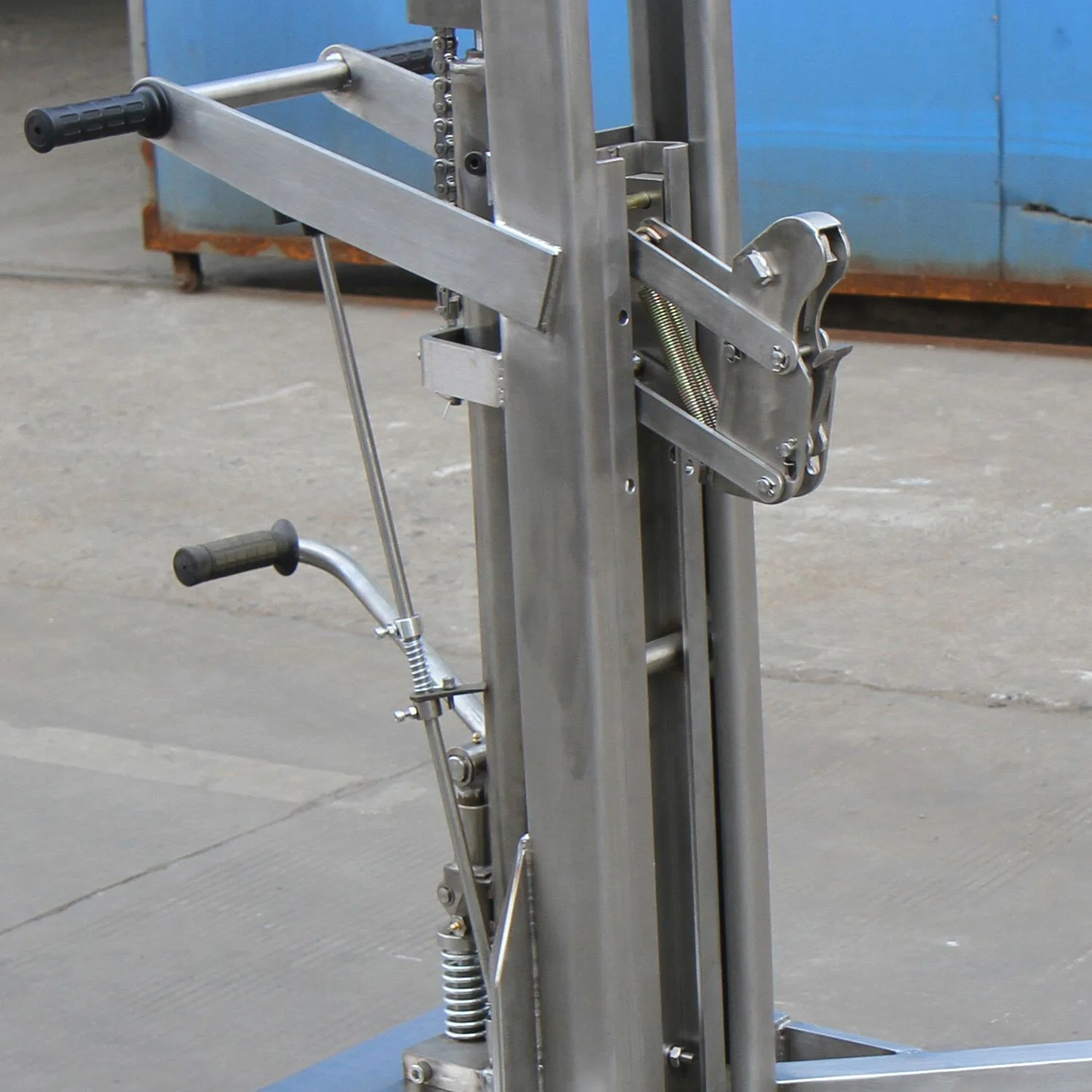 Vestil Manufacturing Corp Stainless Steel Drum Lifter/Transporter - Image 4