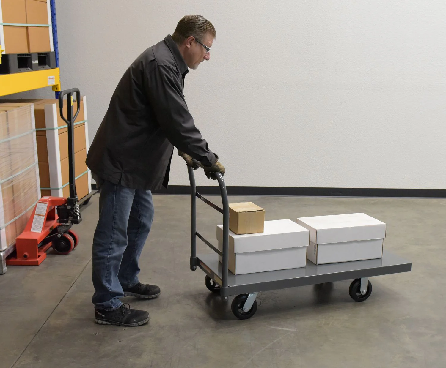 Vestil Manufacturing Corp Steel Platform Truck (Smooth or Treadplate) - Image 8