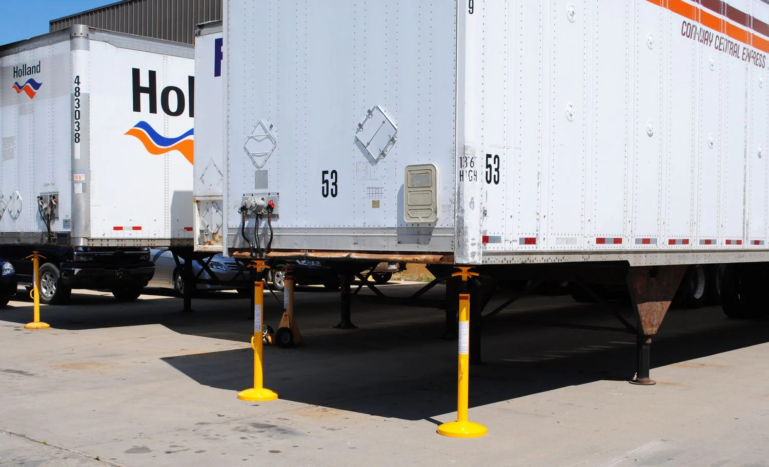 Vestil Manufacturing Corp Trailer Stabilizing Jacks - Image 2