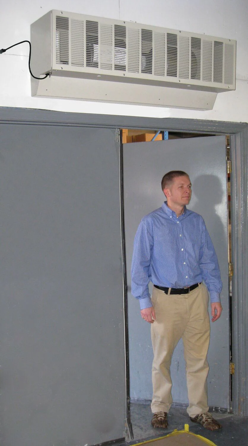 Vestil Manufacturing Corp Variable Speed Air Curtains - Image 4