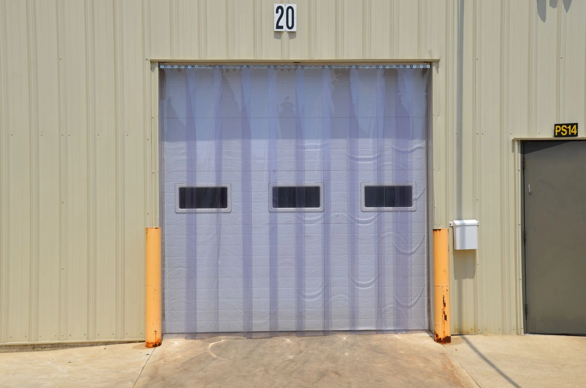 Vestil Manufacturing Corp Vinyl Strip Doors - Image 3